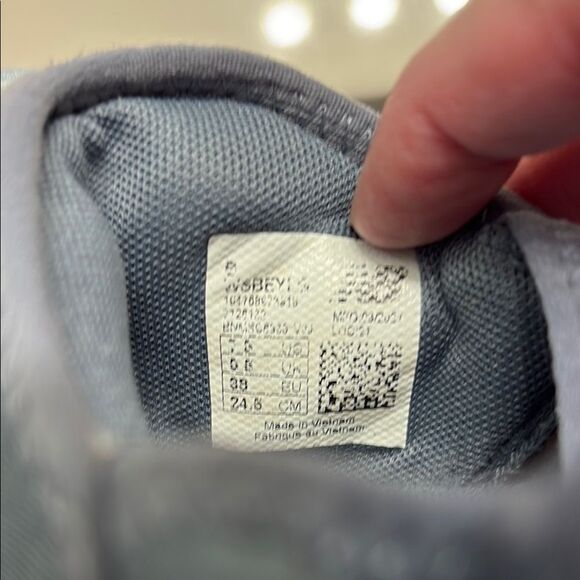 New Balance DynaSoft Blue Sneakers Size 7.5 - Picture 2 of 8